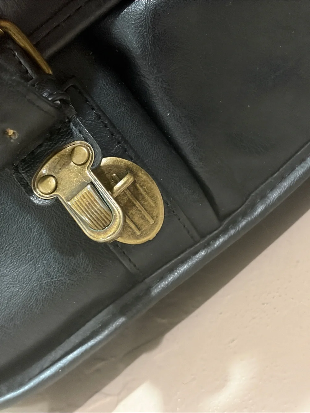 Classic Black Durahide Leather Briefcase Shoulder Strap Buckle Zip Organizer